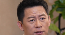 两根粗大撞击哭喊h双性漫画